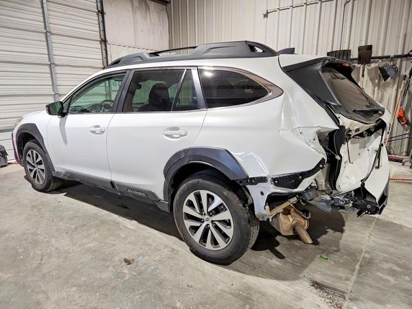 2025 SUBARU OUTBACK