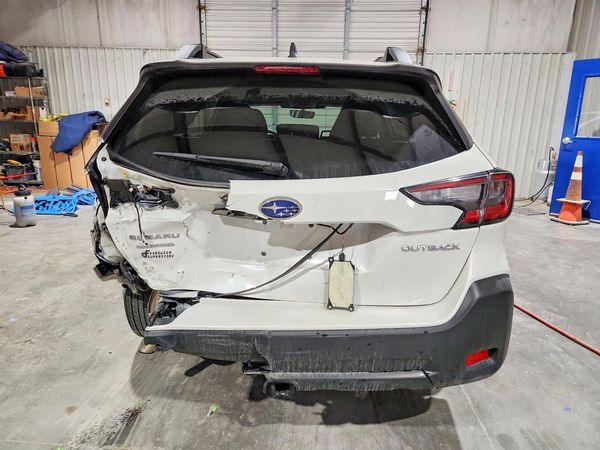 2025 SUBARU OUTBACK