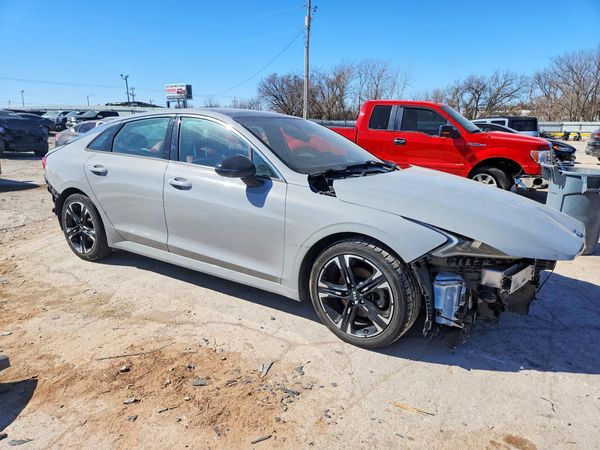 2021 KIA K5