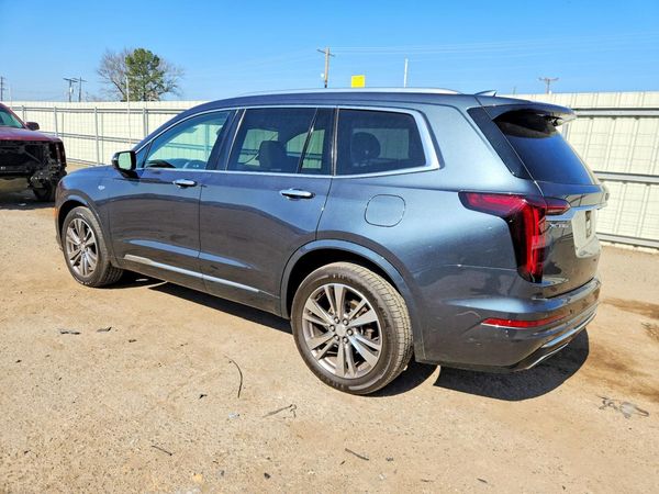 2021 CADILLAC XT6
