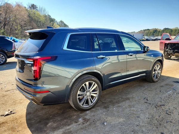 2021 CADILLAC XT6