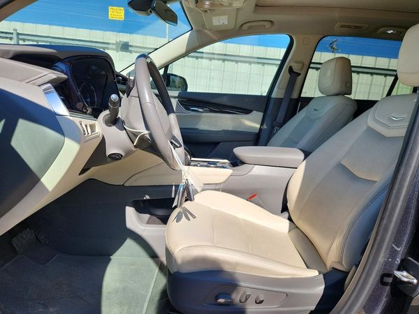 2021 CADILLAC XT6