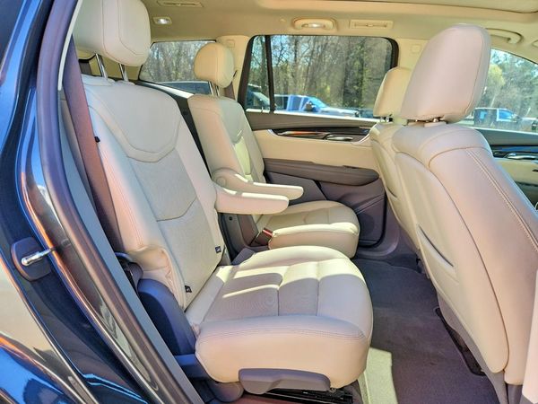 2021 CADILLAC XT6
