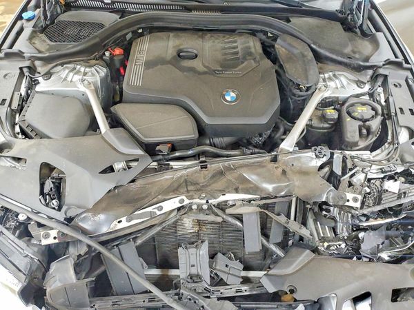 2021 BMW 530