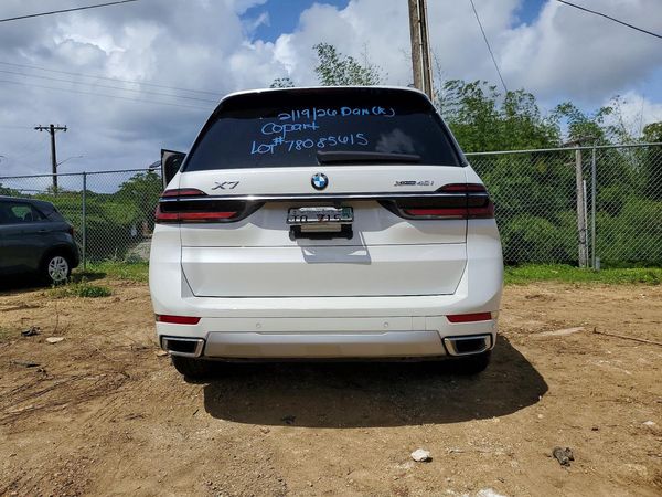 2025 BMW X7 xDrive40i