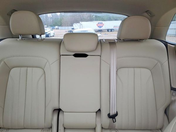 2018 AUDI Q5 quattro Premium Plus