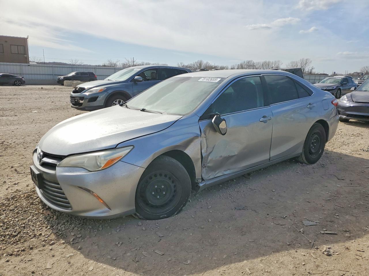2015 TOYOTA CAMRY
