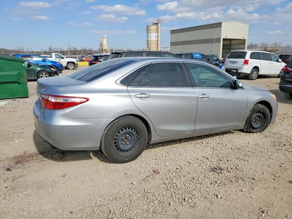 2015 TOYOTA CAMRY
