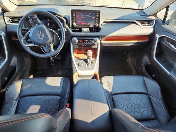 2021 TOYOTA RAV4 Adventure