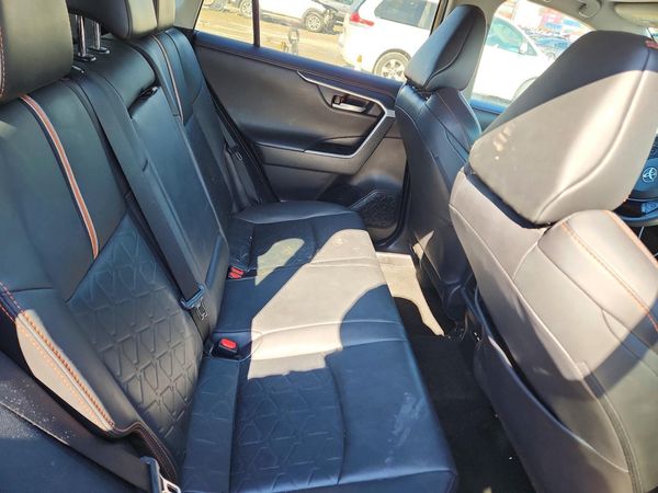 2021 TOYOTA RAV4 Adventure