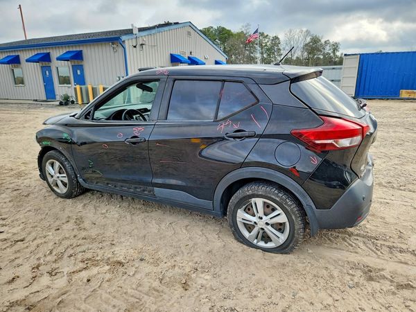 2020 NISSAN KICKS