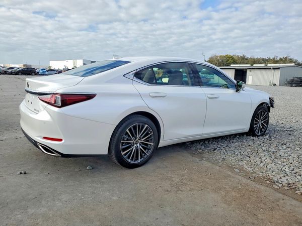 2025 LEXUS ES