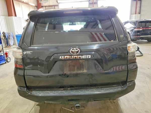 2018 TOYOTA 4RUNNER Ltd/SR5/SR5 Premium