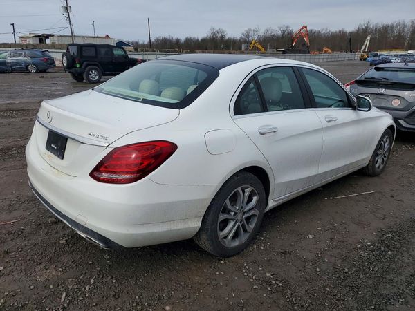 2015 MERCEDES-BENZ C