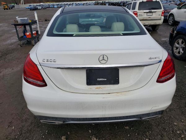 2015 MERCEDES-BENZ C