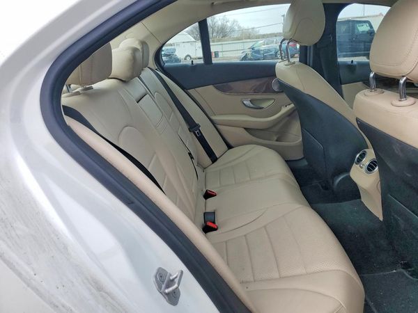 2015 MERCEDES-BENZ C