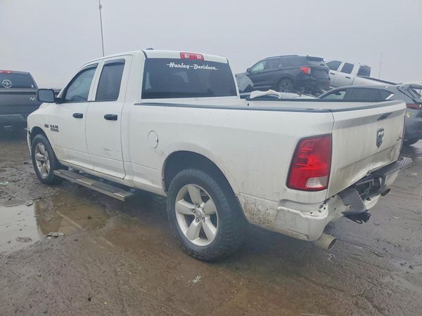 2014 RAM 1500 ST