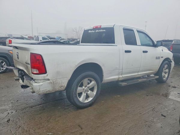2014 RAM 1500 ST