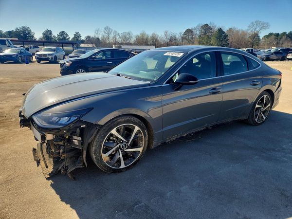 2023 HYUNDAI SONATA SEL Plus