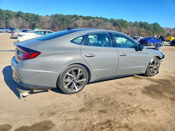 2023 HYUNDAI SONATA SEL Plus