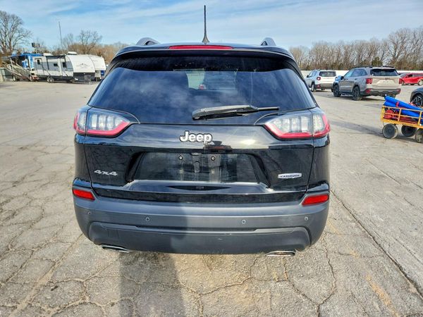 2019 JEEP CHEROKEE LATITUDE PLUS 4X4