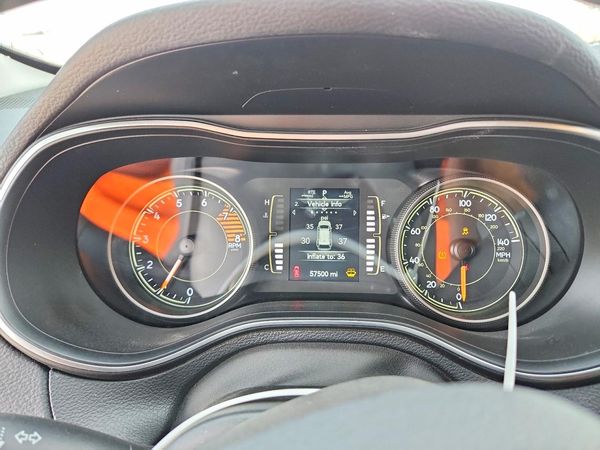 2019 JEEP CHEROKEE LATITUDE PLUS 4X4