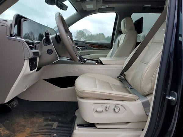 2024 CADILLAC ESCALADE
