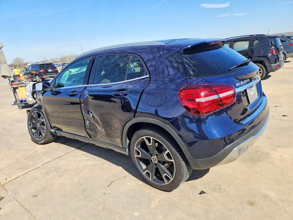 2019 MERCEDES-BENZ GLA GLA250