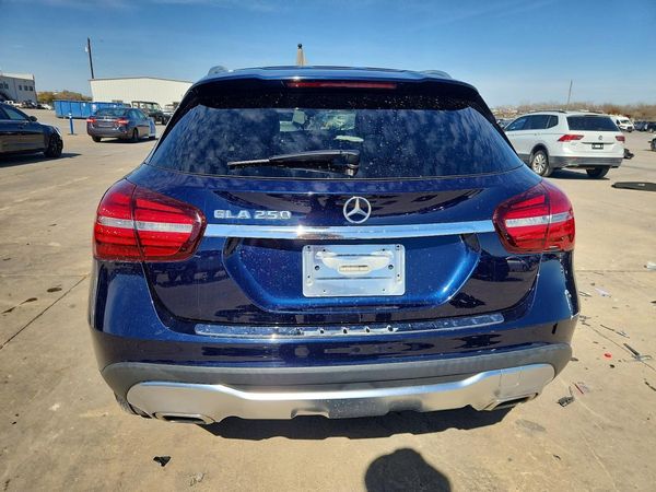 2019 MERCEDES-BENZ GLA GLA250