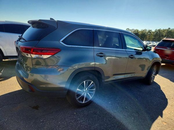 2018 TOYOTA HIGHLANDER SE/XLE