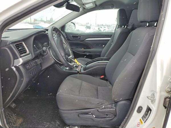 2018 TOYOTA HIGHLANDER LE/LE Plus