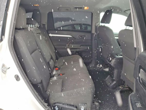 2018 TOYOTA HIGHLANDER LE/LE Plus