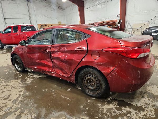 2013 HYUNDAI ELANTRA