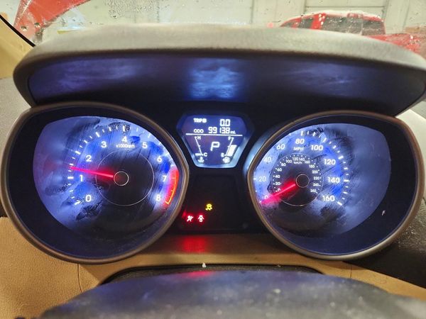 2013 HYUNDAI ELANTRA