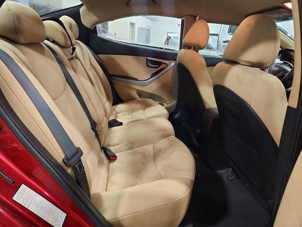 2013 HYUNDAI ELANTRA