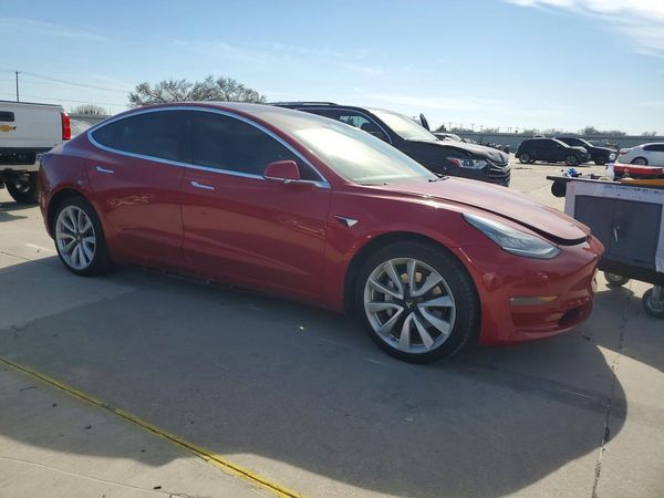 2018 TESLA MODEL 3
