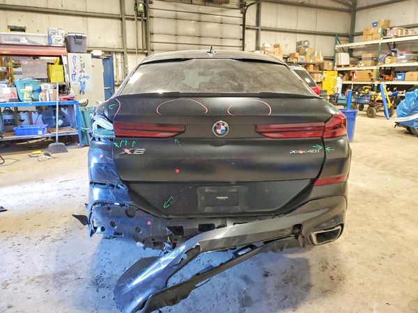 2022 BMW X6 xDrive40i