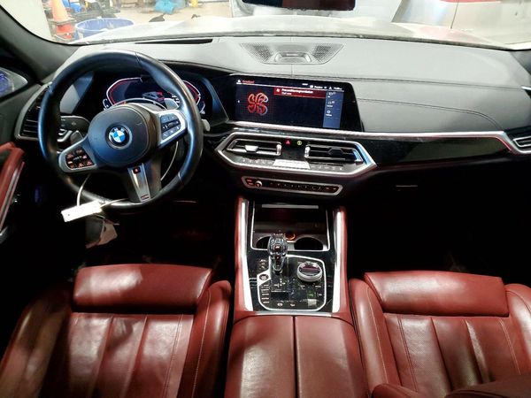 2022 BMW X6 xDrive40i