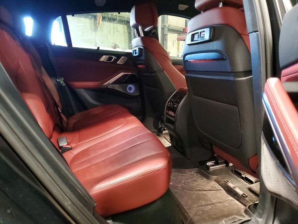 2022 BMW X6 xDrive40i