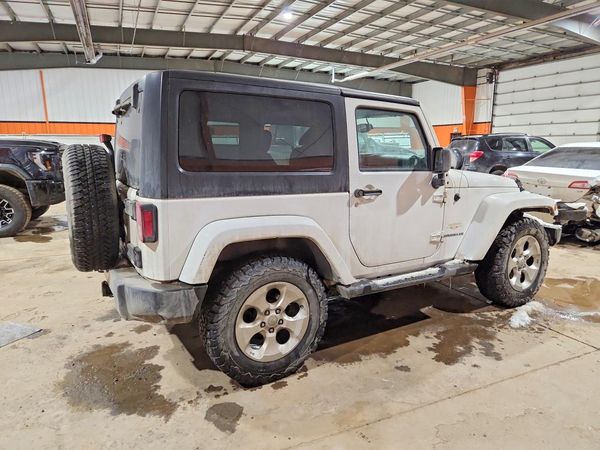 2015 JEEP WRANGLER SAHARA 4X4