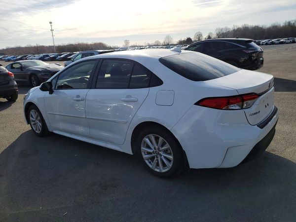 2025 TOYOTA COROLLA LE
