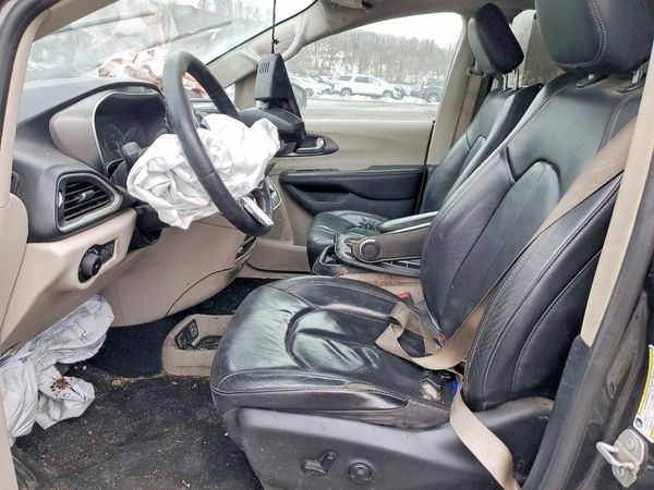 2020 CHRYSLER PACIFICA