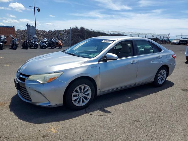 2015 TOYOTA CAMRY