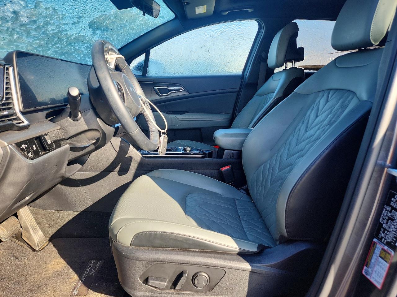 2024 KIA SPORTAGE X-LINE