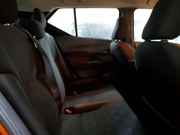 2020 NISSAN KICKS