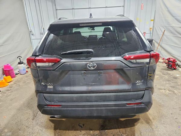 2019 TOYOTA RAV4 XLE / XLE Premium 4WD