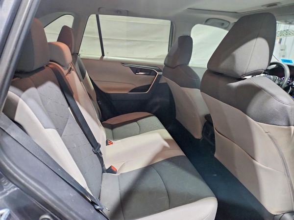 2019 TOYOTA RAV4 XLE / XLE Premium 4WD