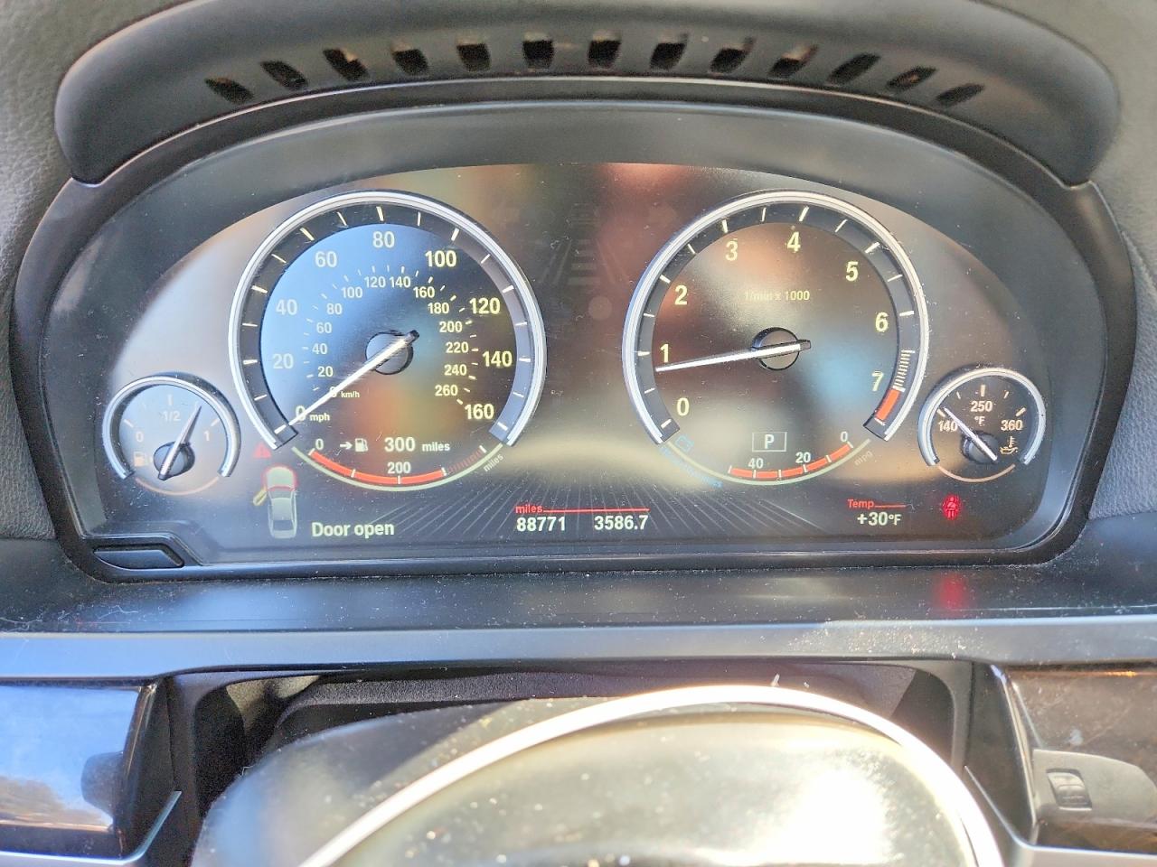 2013 BMW 750