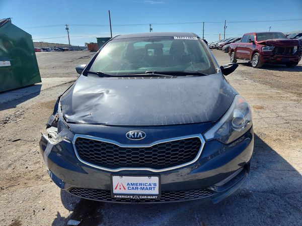 2016 KIA FORTE GL (Middle-Low Grade)