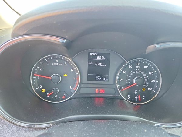 2016 KIA FORTE GL (Middle-Low Grade)